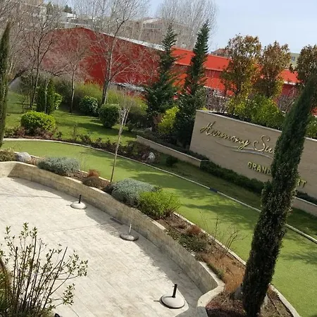 Hotel Harmony Suites Grand *
